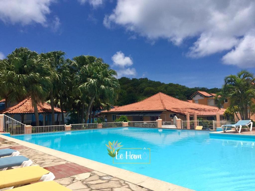 Le Hamo - Cosy : T2 magnifique piscine proche plage Sainte-Anne Extérieur photo